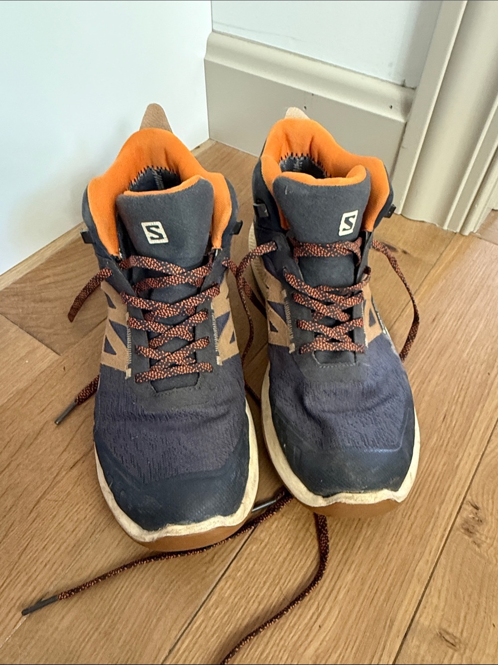 Men’s Salomon Outpulse Mid GTX Hiking Boot Size 8.5